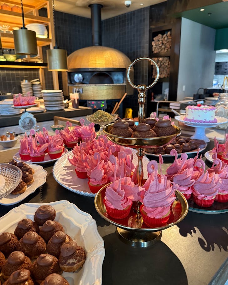 Esther x Baby Buck High tea