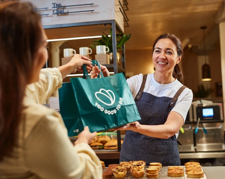 Too good to go app lifestyle pic 