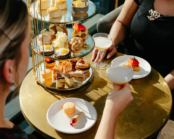 Bar albert at voco auckland