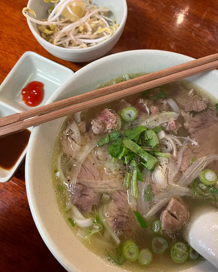 Saigon social