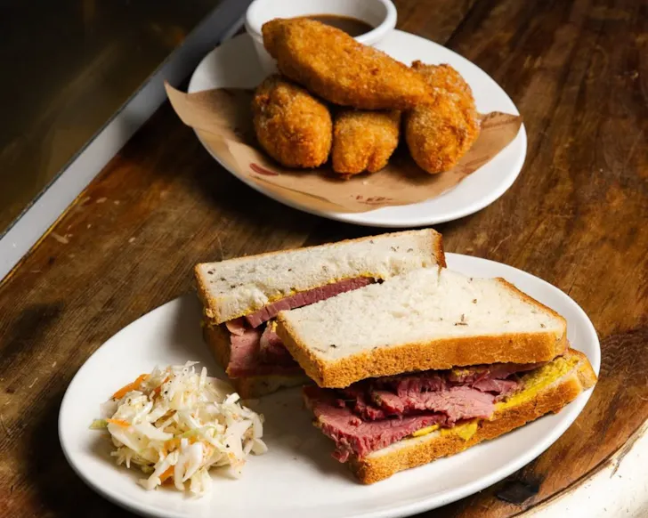 Fed deli