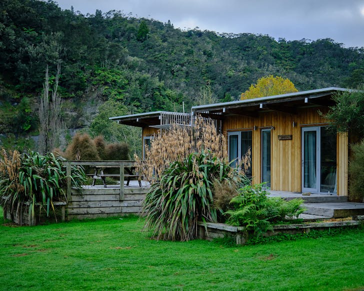 Blue Duck Stationâs Frontier Lodge