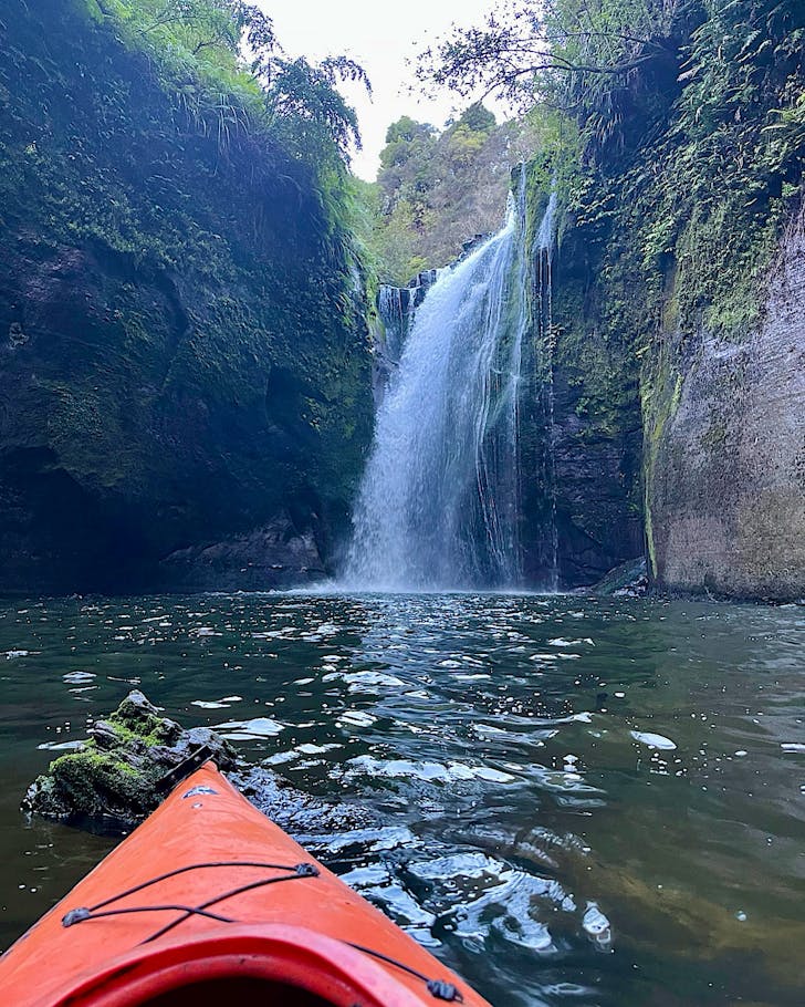 View from the kayak at Blue Duck Falls in Blue Duck Station, Retaruke