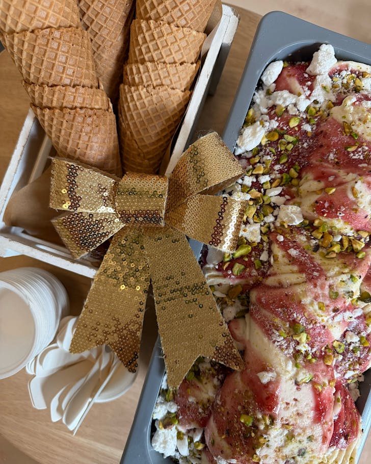 Little âLato CHristmas gelato catering pack