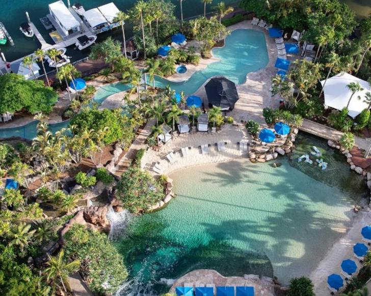 jw marriott pool, at one of the best gold coast hotels 