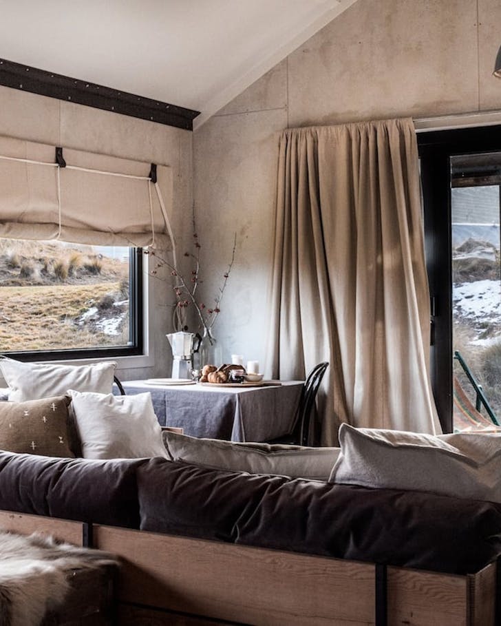 Jindabyne Accommodation Tinkersfield Field Hut Studio