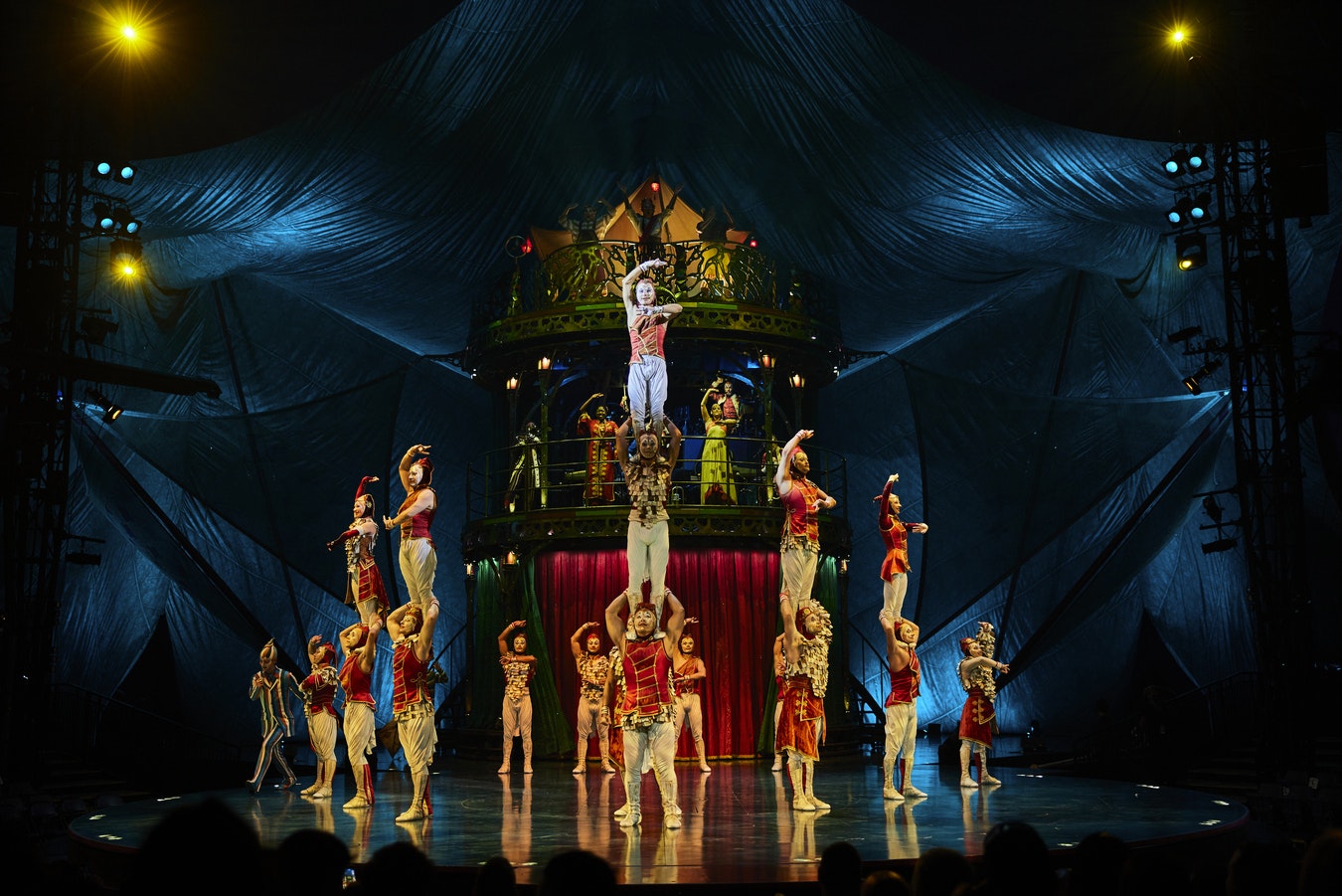 Cirque du Soleil: KOOZA