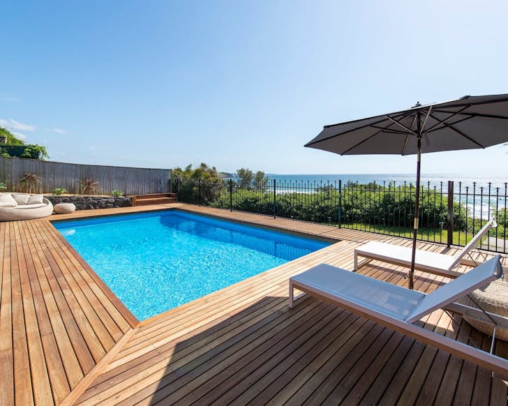 Kiama Airbnb Accommodation Jones Beach Pool