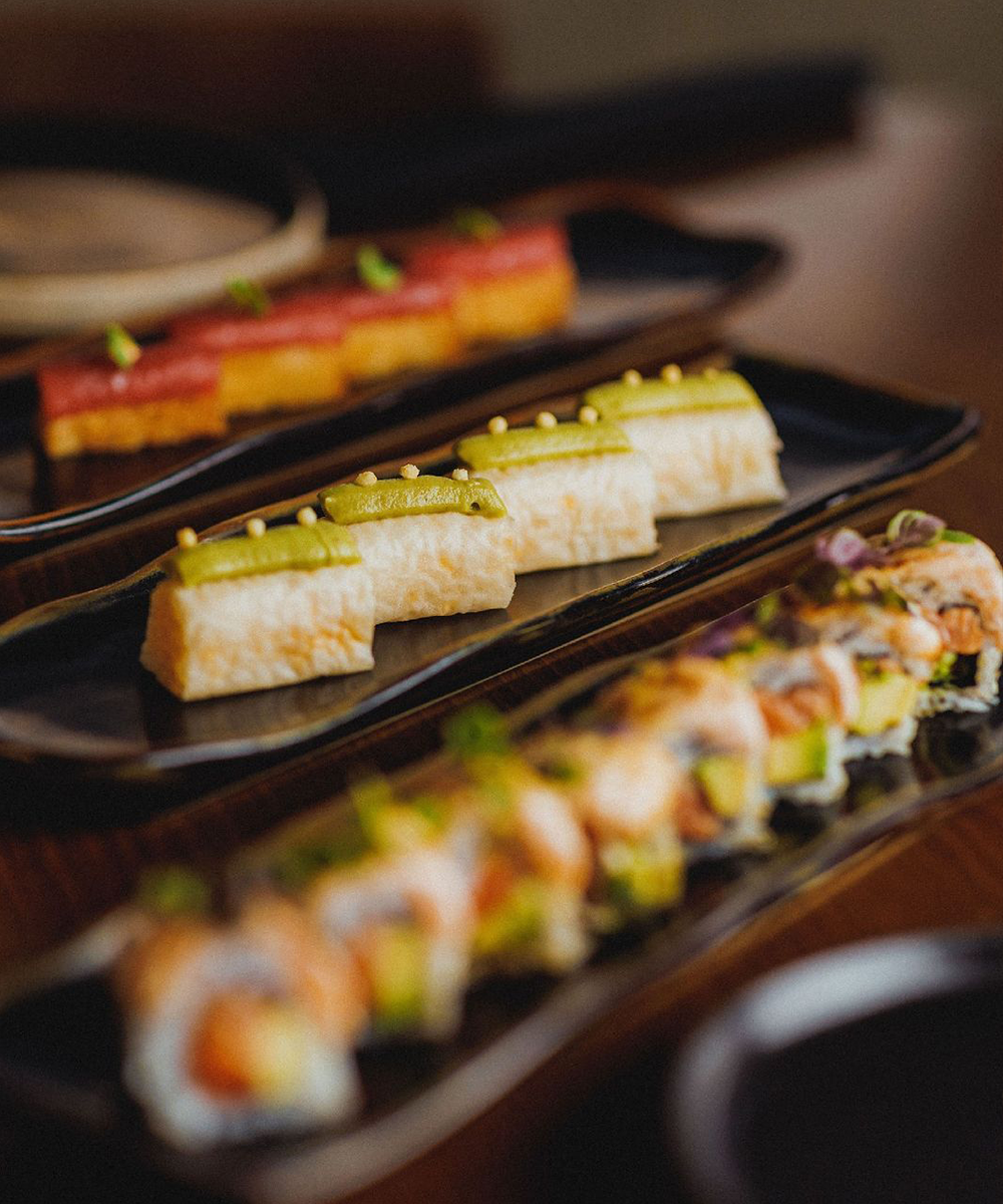 plates of sushi at kiyomi gold coast