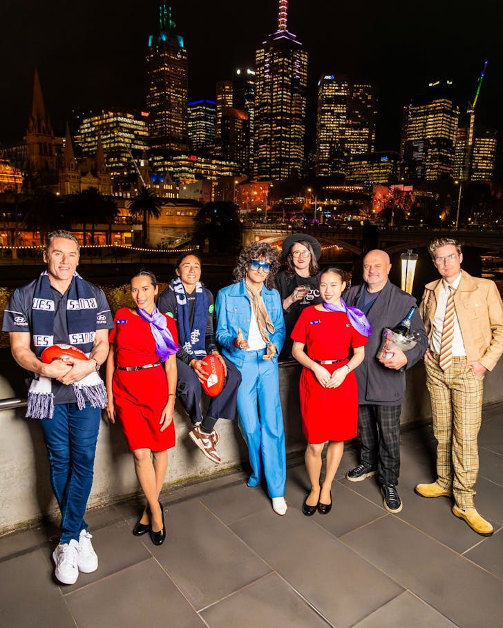 Virgin Australia flight crew and others party in Melbourne after dark