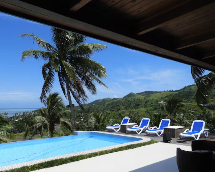 The swimming pool with sea view at Lewa's Loft Airbnb Fiji
