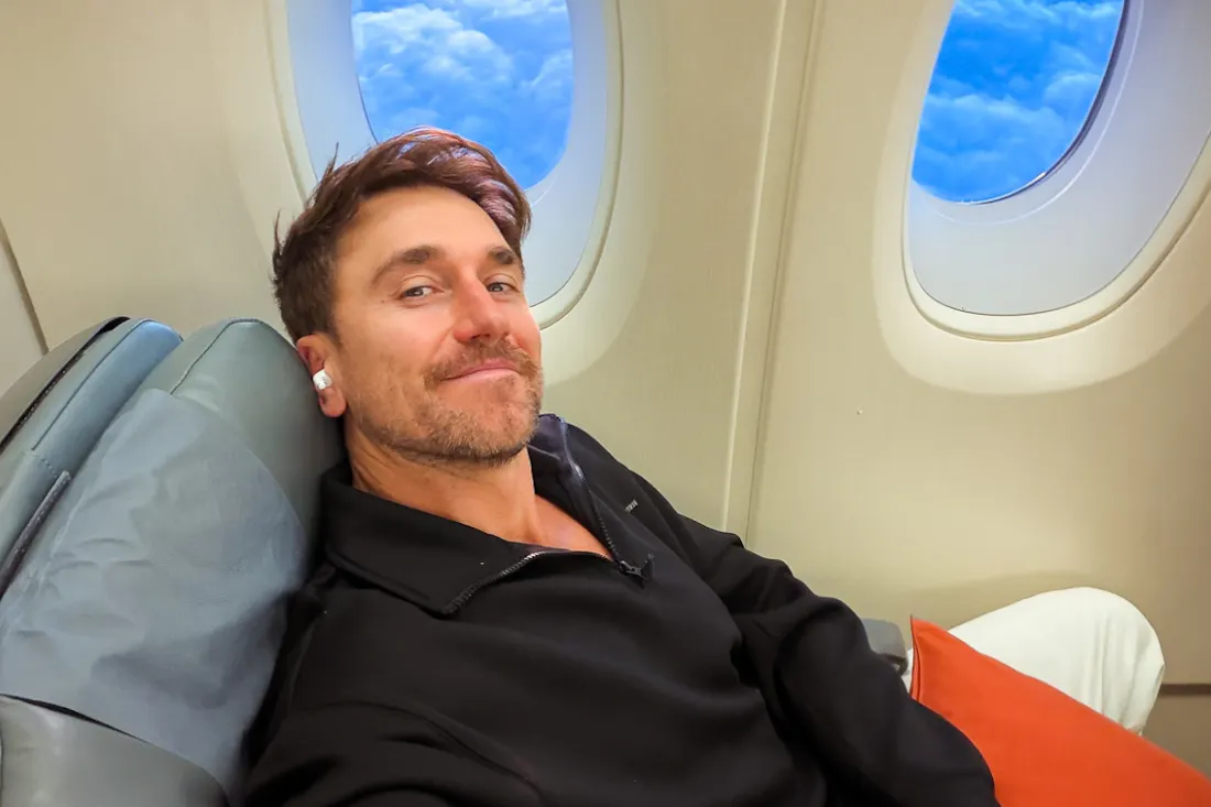 Travel Creator Tyson Mayr Shares His Go-To Tips For Surviving And Thriving On Long-Haul Flights Travel Creator Tyson Mayr Shares His Go-To Tips For Surviving And Thriving On Long-Haul Flights