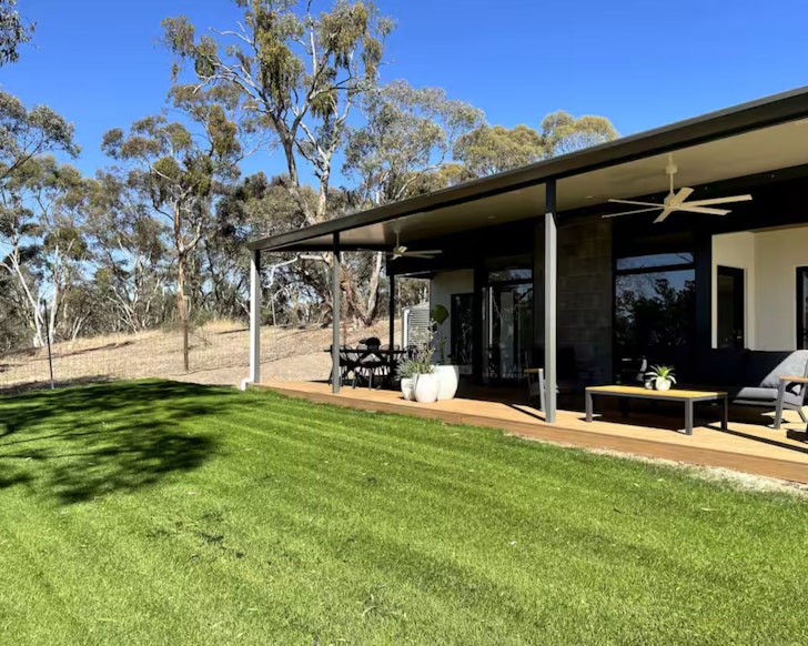 A view of the Luxury B&B Clare Valley accommodation with grass lawn
