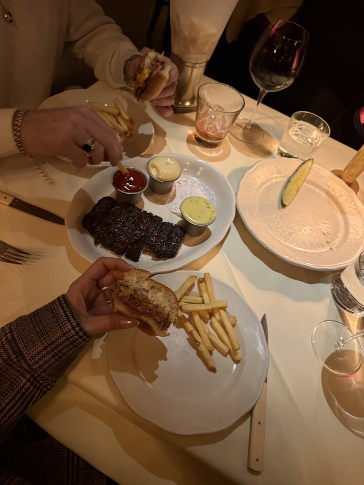 Monkey Bar Cheeseburger