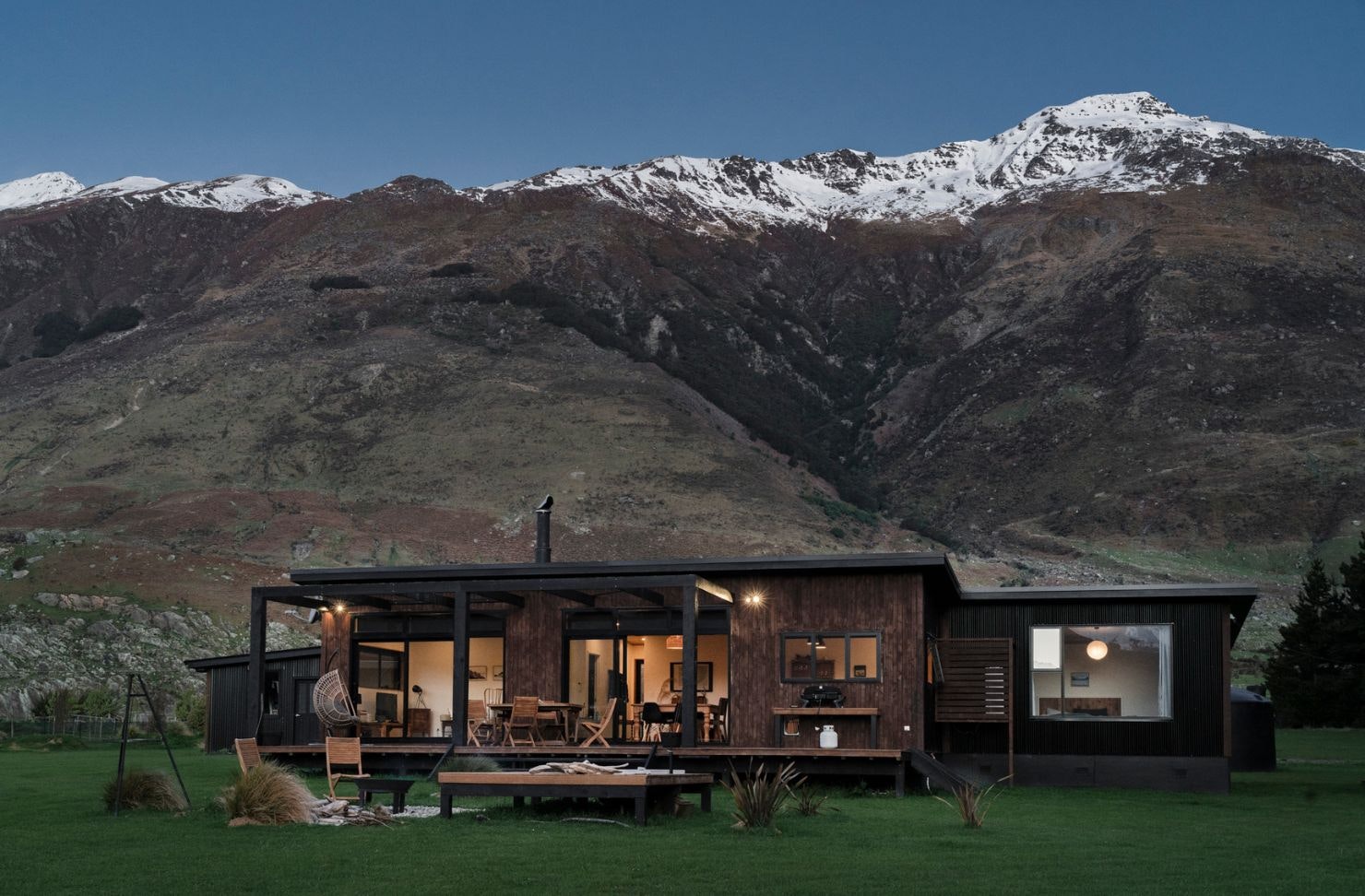 Makarora Bach best winter cabins New Zealand