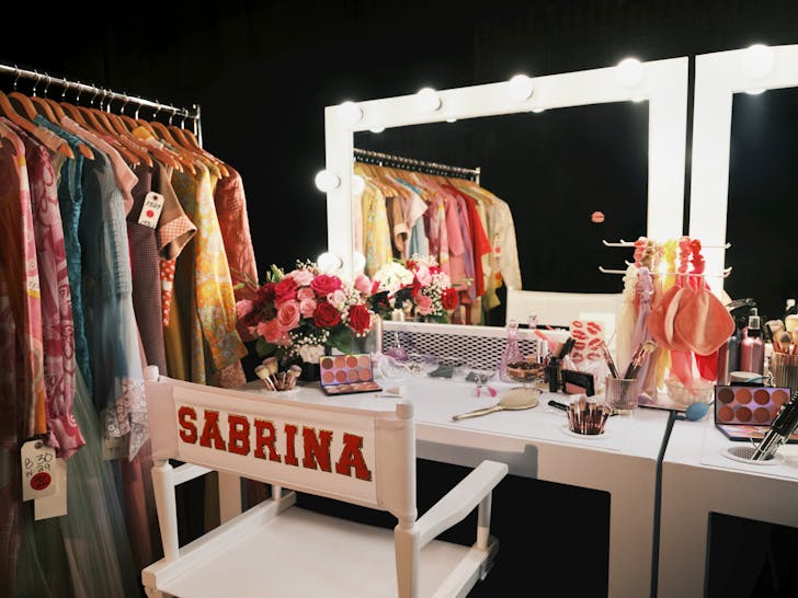 Sabrina Carpenter âShort nâ Sweet TV Showâ Airbnb experience set in Los Angeles