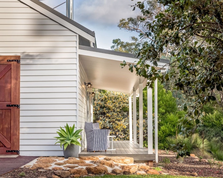 An exterior view of Meelup Studio best Dunsborough Airbnbs