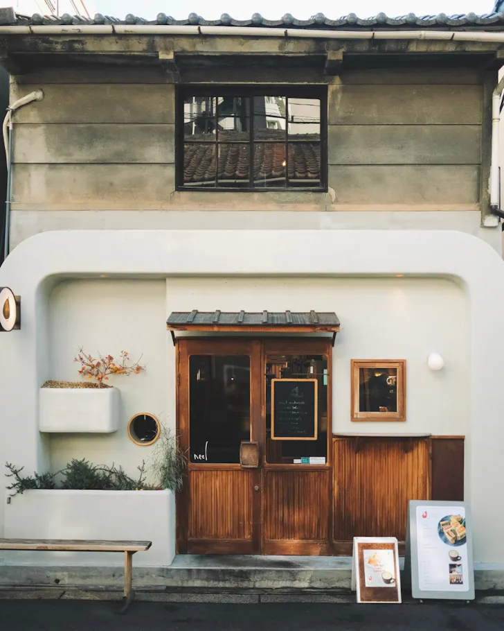 The design-savvy storefront of Neel Nakazakicho Osaka. 