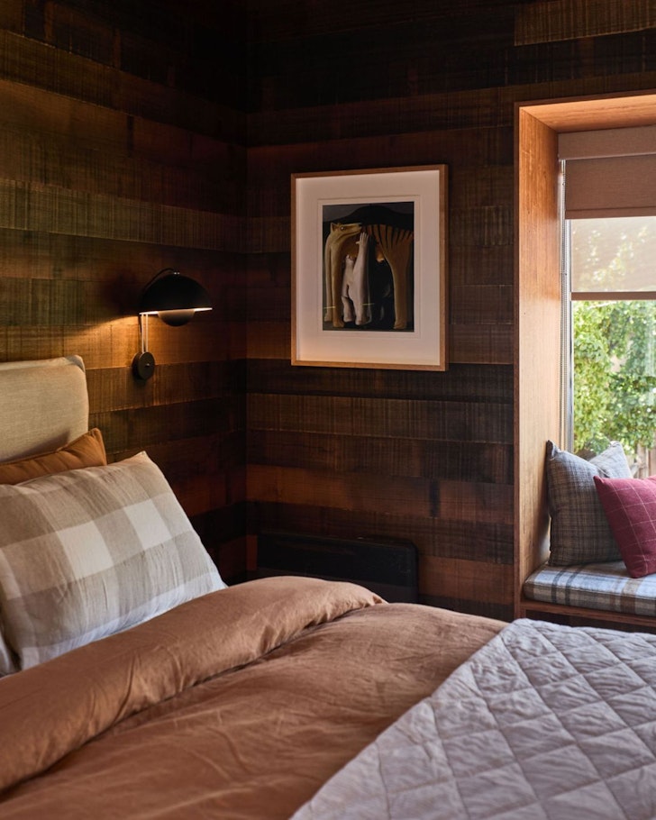 A bedroom at Oakden best Launceston Airbnbs