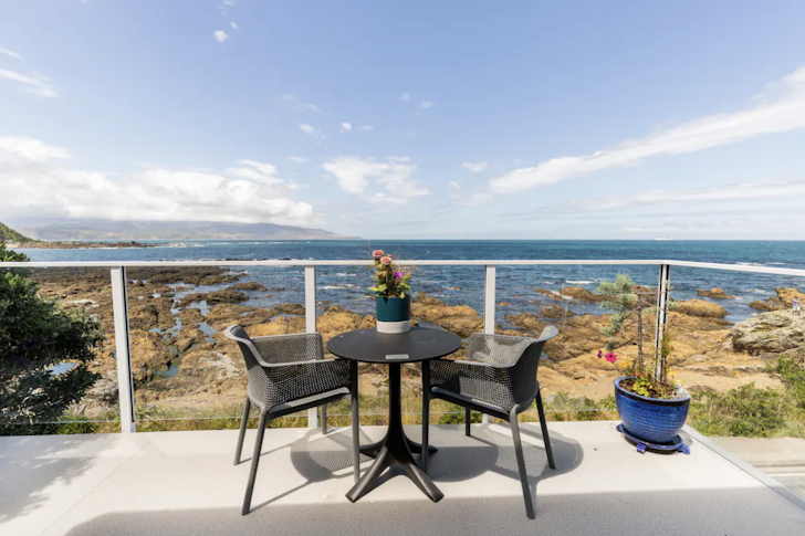 Oceanfront Penthouse Escape