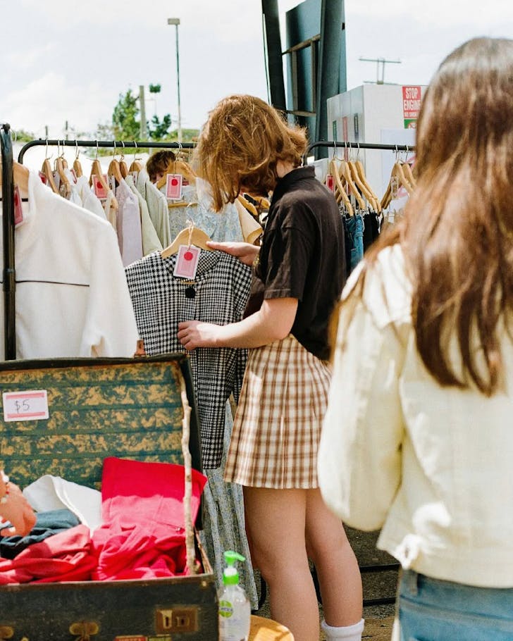 lil j's vintage markets