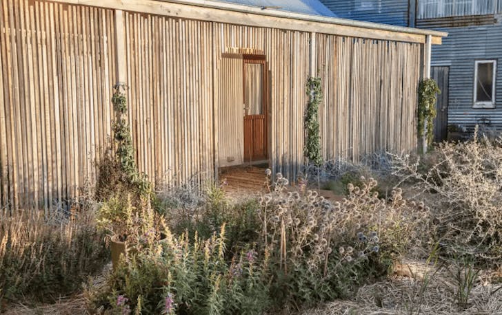 best short term stay airbnb victoria 