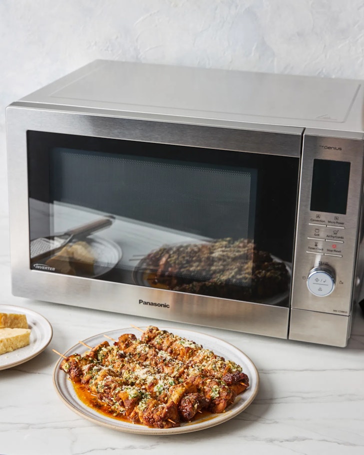 Panasonic Australia The 4-in-1 Kitchen Hero: Panasonic’s Air Fry Convection Microwave