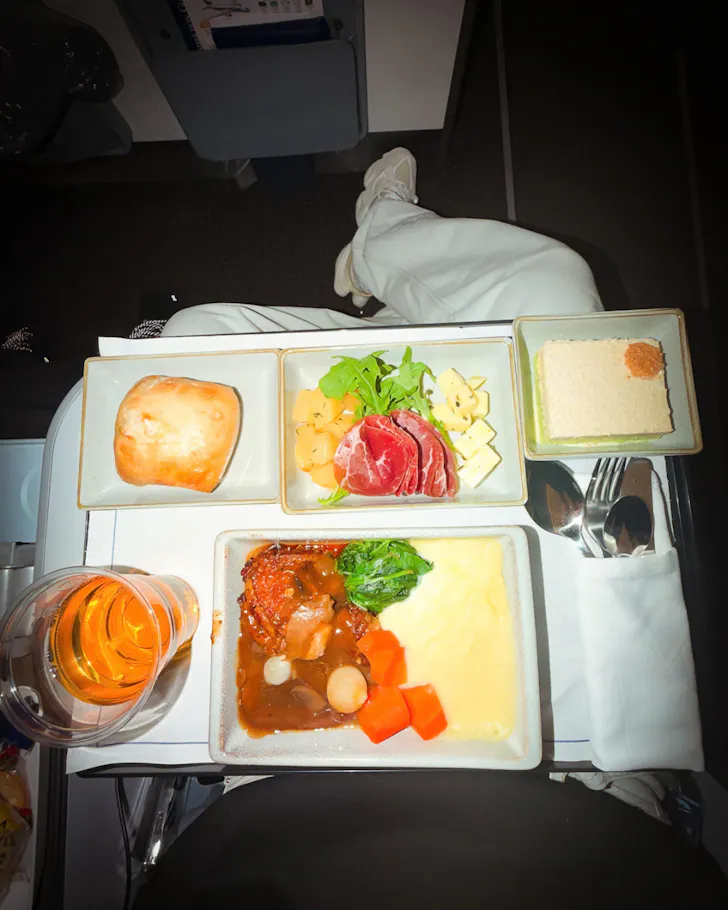 Premium Economy food