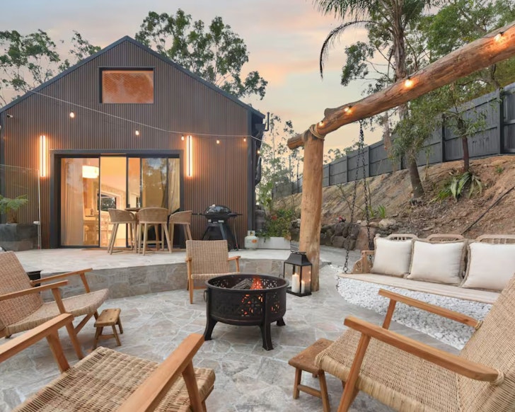 A view of the fire pit at Private Gold Coast Oasis best cabins cottages Gold Coast