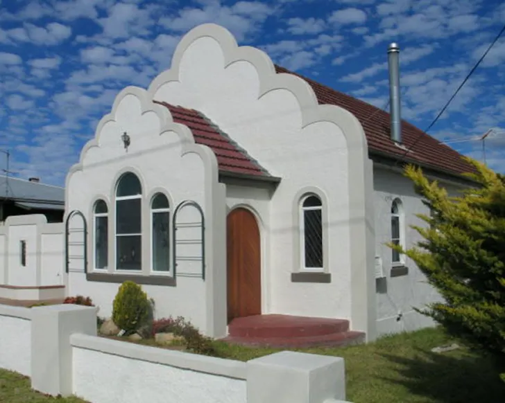 An exterior view of Quart Pot Cottage best accommodation Stanthorpe