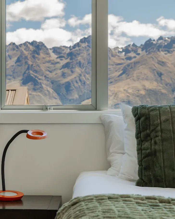 The mountain view at Queenstown Lakeside Lodge best lakefront Airbnbs NZ