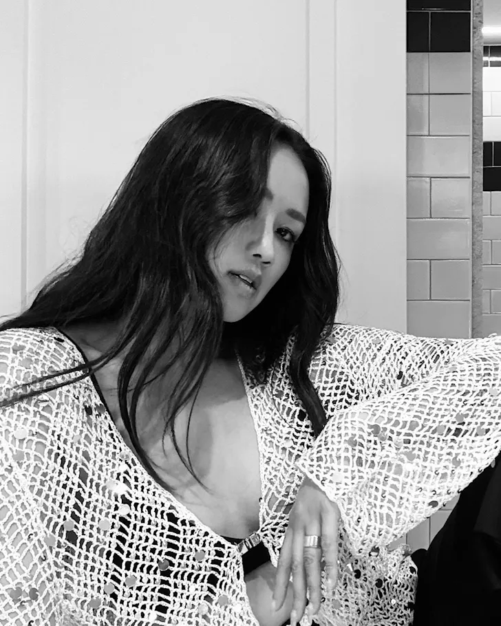 A black-and-white image of Rachel Soo Throw