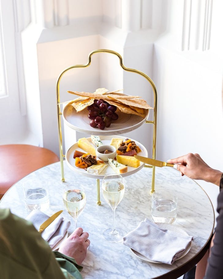best high tea sydney reign qvb cheese