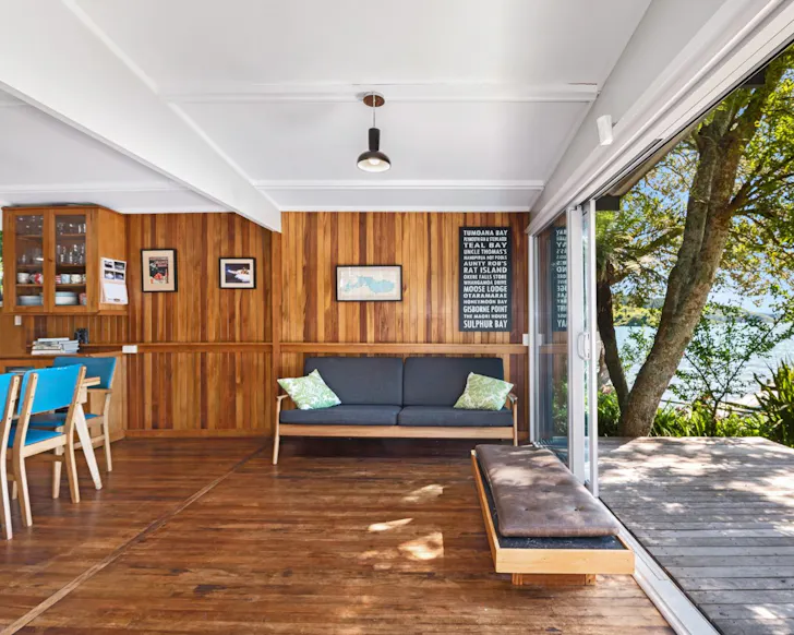 Rotoiti Lake House best lakefront Airbnbs NZ