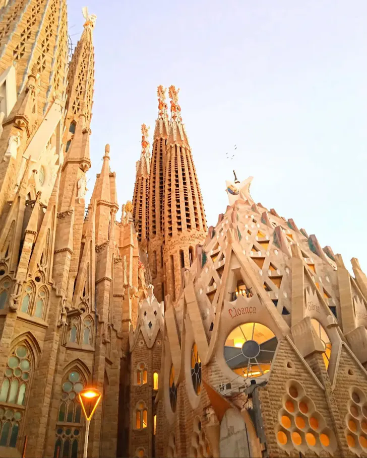 The facade of the unmissable La Sagrada Familia in Barcelona. 
