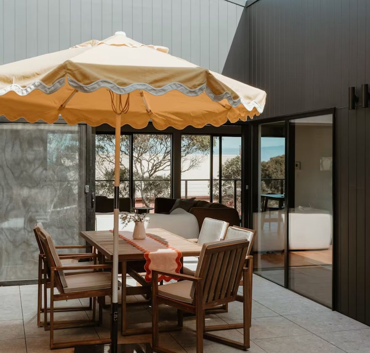 The table at the outdoor courtyard at Salty Brush one of the best Airbnbs in South Australia