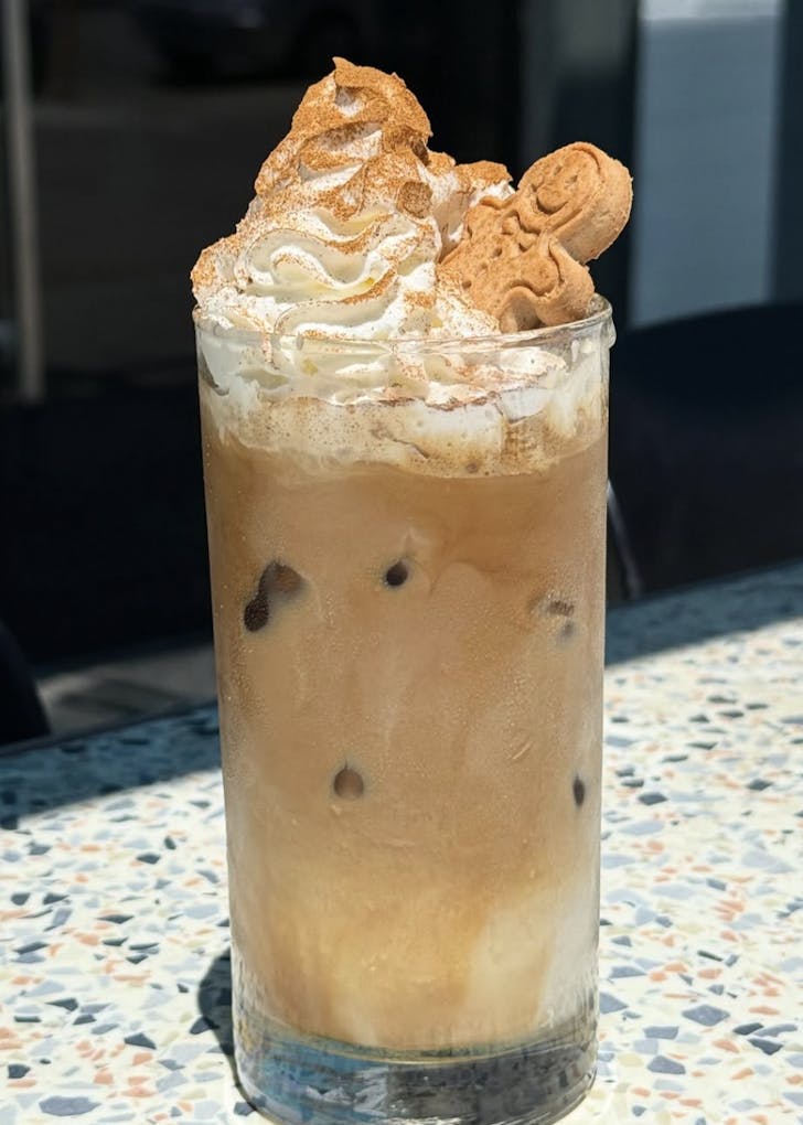 ginger-spice iced latte from roasting warehouse