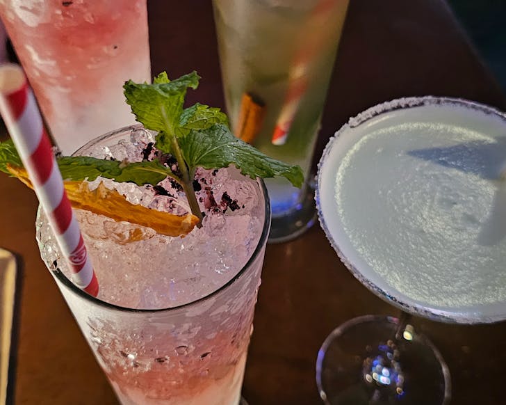 Pretty cocktails at Seoul Night's happy hour. 