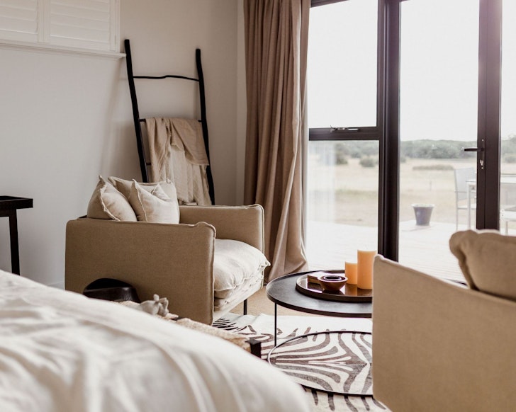 the view ftom the window at Serengti Two Majuba Country Lodge best Airbnbs Albany