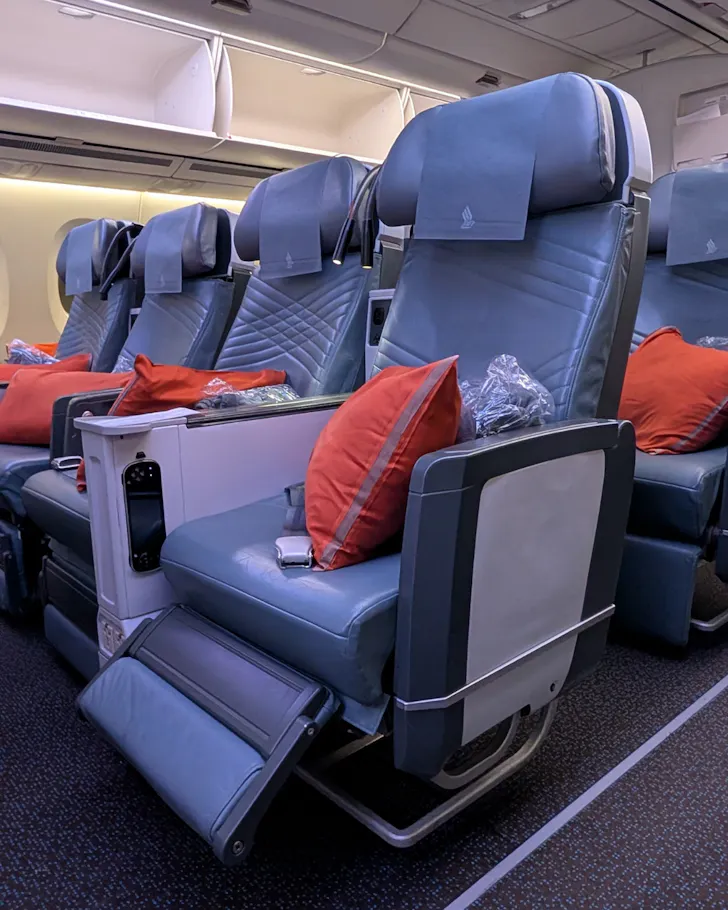 Singapore Airlines premium calfrest