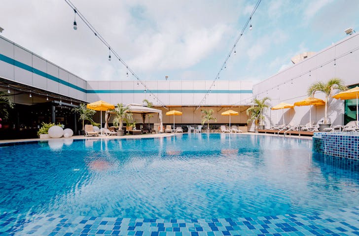 Rooftop pool at Changi