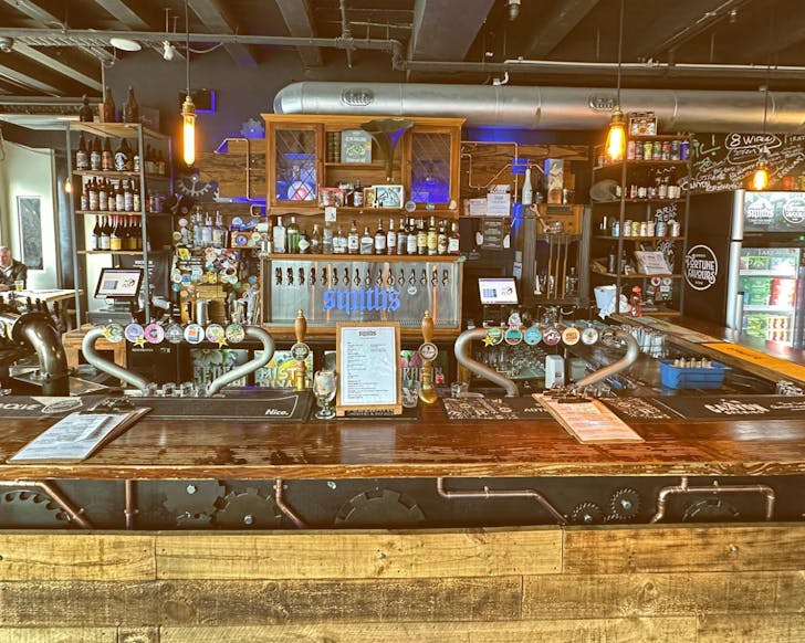 Smiths craft beer house queenstown