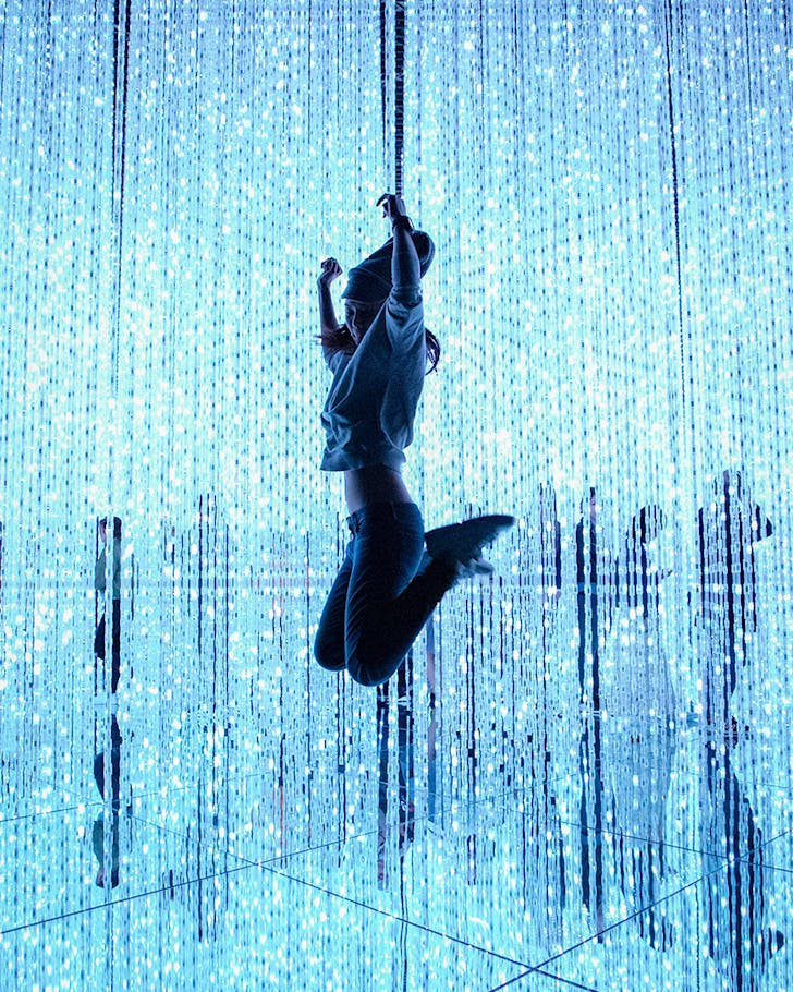 Solo Travel Singapore teamLab