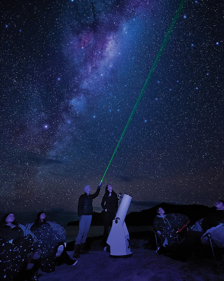 People stargaze the night sky with Good Heavens.