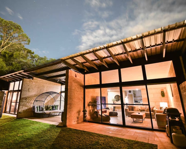 The exterior view of Stonehaven Lodge one of the best kid-friendly Airbnbs in Australia