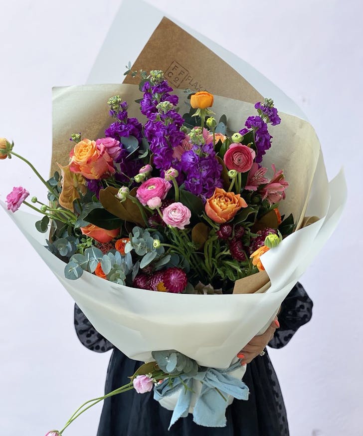 flax flower bouquet of flowers