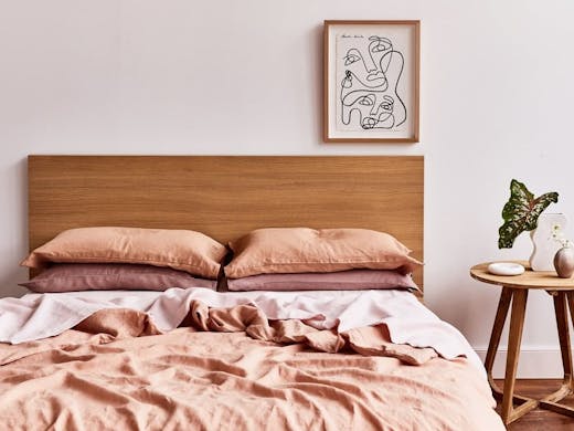 Get Cosy This Winter Thanks To These Sustainable Bedding Brands