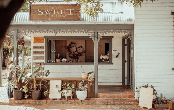 The outdoor of a Echuca Cafe with an open window. 
