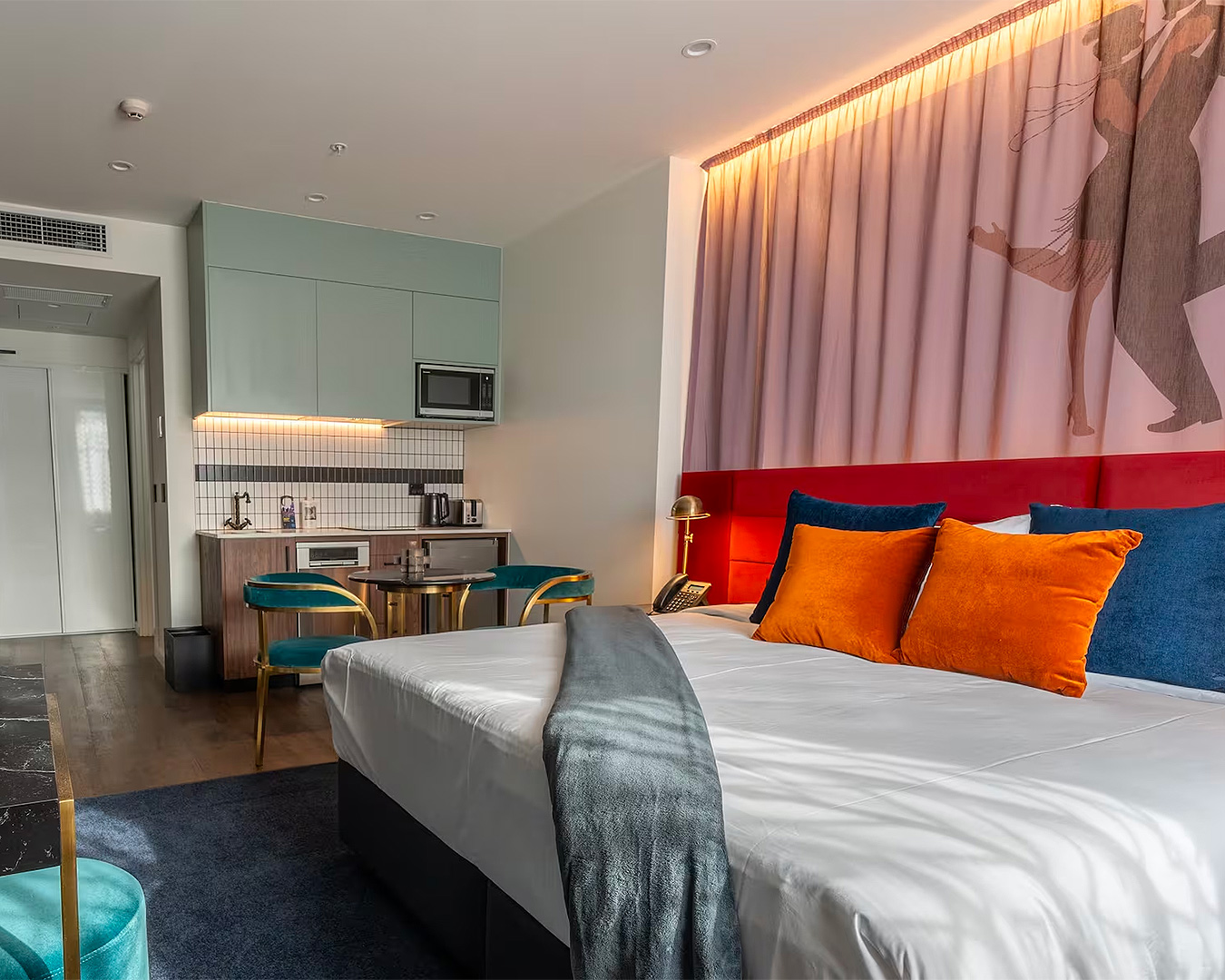 A gorgeous looking room at Tryp by Wyndham Wellington, one of the best hotels in the capital.