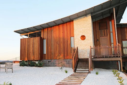 Temple Farmhouse Byron Bay